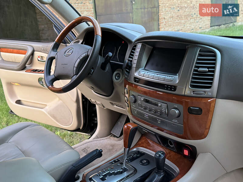 Внедорожник / Кроссовер Lexus LX 2006 в Тульчине