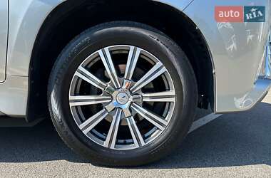 Внедорожник / Кроссовер Lexus LX 2019 в 
