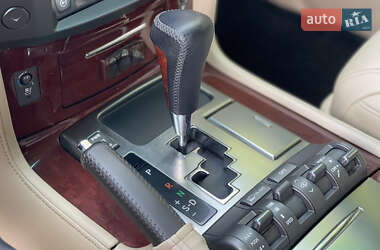 Позашляховик / Кросовер Lexus LX 2010 в 