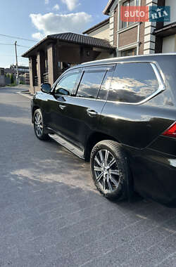 Внедорожник / Кроссовер Lexus LX 2017 в 