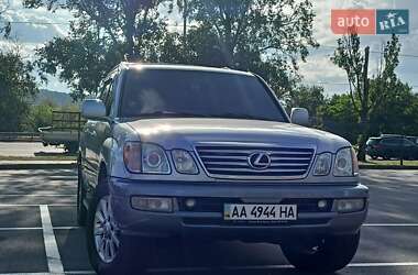 Внедорожник / Кроссовер Lexus LX 2004 в 