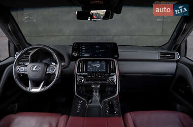 Позашляховик / Кросовер Lexus LX 2022 в 