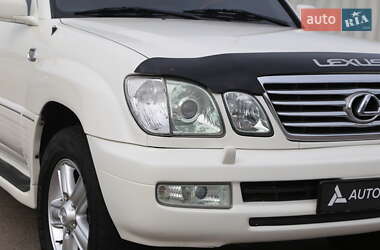 Внедорожник / Кроссовер Lexus LX 2005 в 