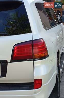 Внедорожник / Кроссовер Lexus LX 2008 в 