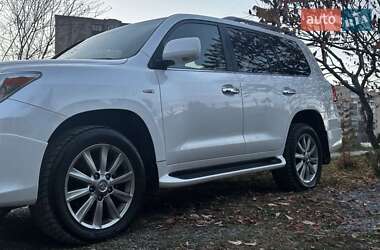 Внедорожник / Кроссовер Lexus LX 2010 в 