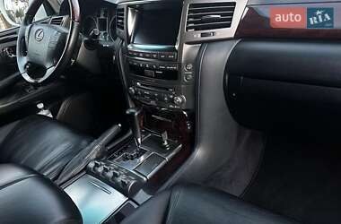 Внедорожник / Кроссовер Lexus LX 2010 в 