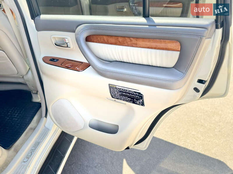 Внедорожник / Кроссовер Lexus LX 2007 в Днепре фото 14 Внедорожник / Кроссовер Lexus LX 2007 в Днепре
