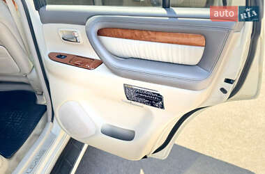Позашляховик / Кросовер Lexus LX 2007 в 