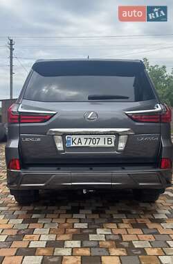 Внедорожник / Кроссовер Lexus LX 2016 в 