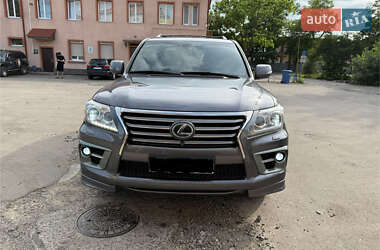 Lexus LX 2013