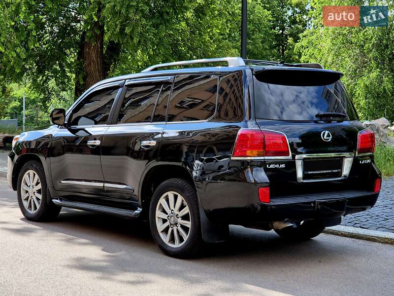 Внедорожник / Кроссовер Lexus LX 2010 в Харькове