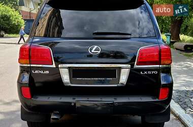 Позашляховик / Кросовер Lexus LX 2010 в 