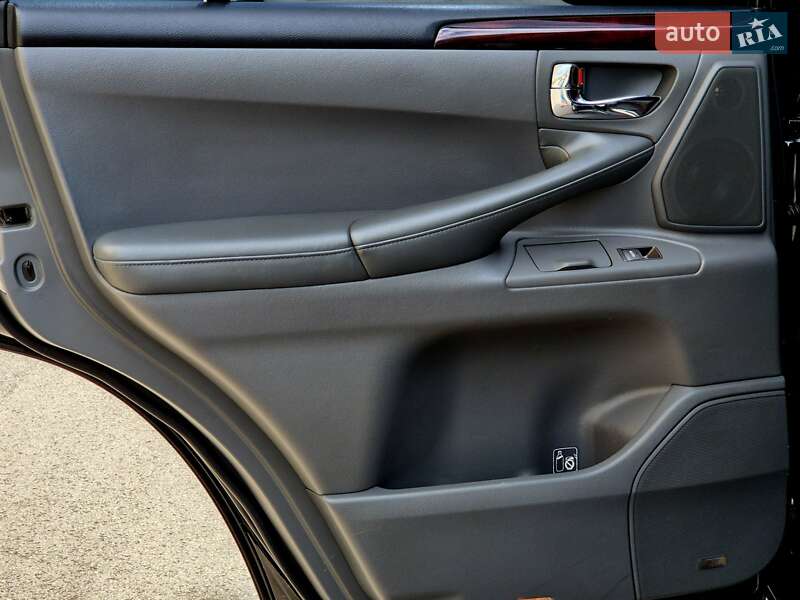 Внедорожник / Кроссовер Lexus LX 2010 в Харькове