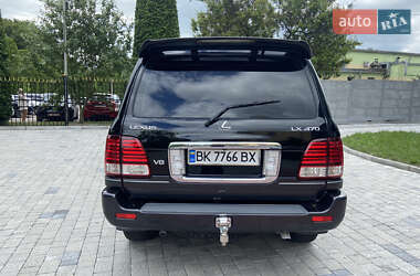 Внедорожник / Кроссовер Lexus LX 2004 в 