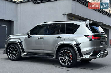 Внедорожник / Кроссовер Lexus LX 2022 в 