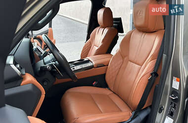 Внедорожник / Кроссовер Lexus LX 2022 в 