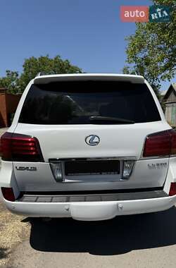 Внедорожник / Кроссовер Lexus LX 2010 в 