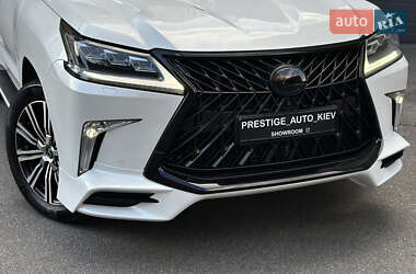 Внедорожник / Кроссовер Lexus LX 2019 в 