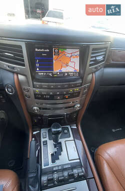 Внедорожник / Кроссовер Lexus LX 2013 в 