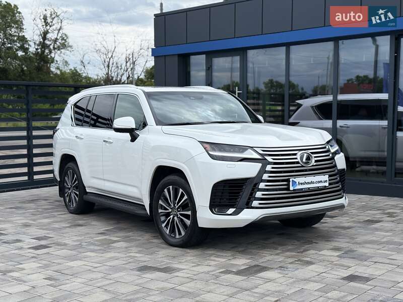 Lexus LX 2022