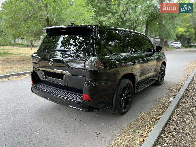 Внедорожник / Кроссовер Lexus LX 2020 в Днепре
