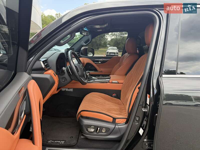 Внедорожник / Кроссовер Lexus LX 2023 в Днепре