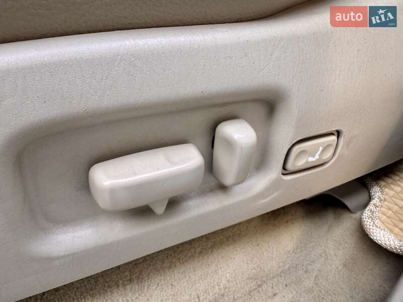 Внедорожник / Кроссовер Lexus LX 2003 в Одессе фото 41 Внедорожник / Кроссовер Lexus LX 2003 в Одессе