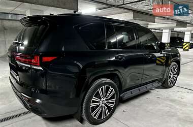 Позашляховик / Кросовер Lexus LX 2022 в 