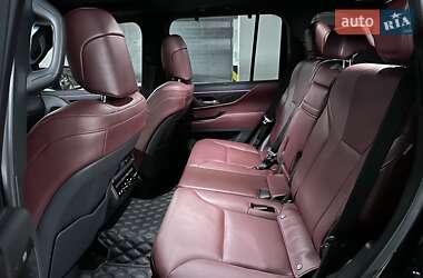 Позашляховик / Кросовер Lexus LX 2022 в 