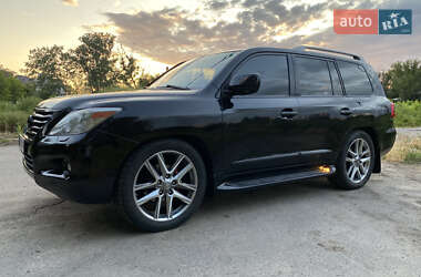 Позашляховик / Кросовер Lexus LX 2008 в 