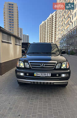 Внедорожник / Кроссовер Lexus LX 2005 в 