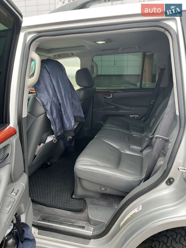 Позашляховик / Кросовер Lexus LX 2008 в Броварах