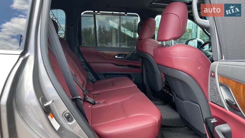 Внедорожник / Кроссовер Lexus LX 2022 в Киеве