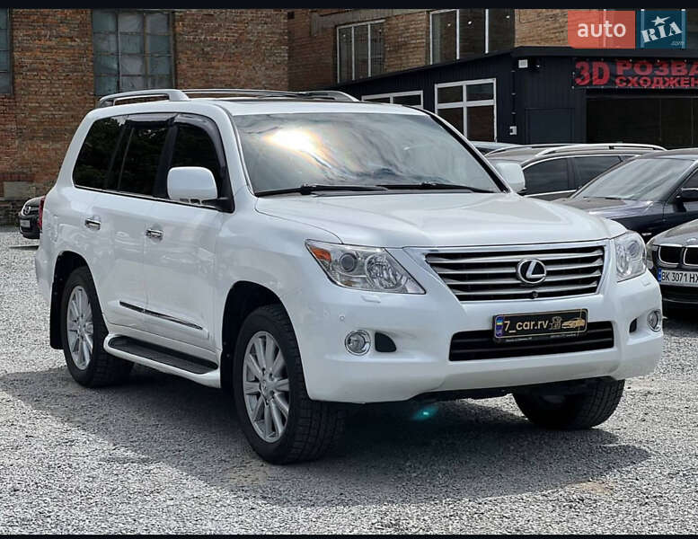Lexus LX 2008