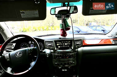 Внедорожник / Кроссовер Lexus LX 2008 в 
