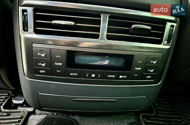 Внедорожник / Кроссовер Lexus LX 2008 в 