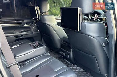 Позашляховик / Кросовер Lexus LX 2018 в 
