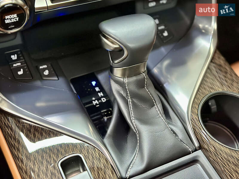 Внедорожник / Кроссовер Lexus LX 2022 в Киеве
