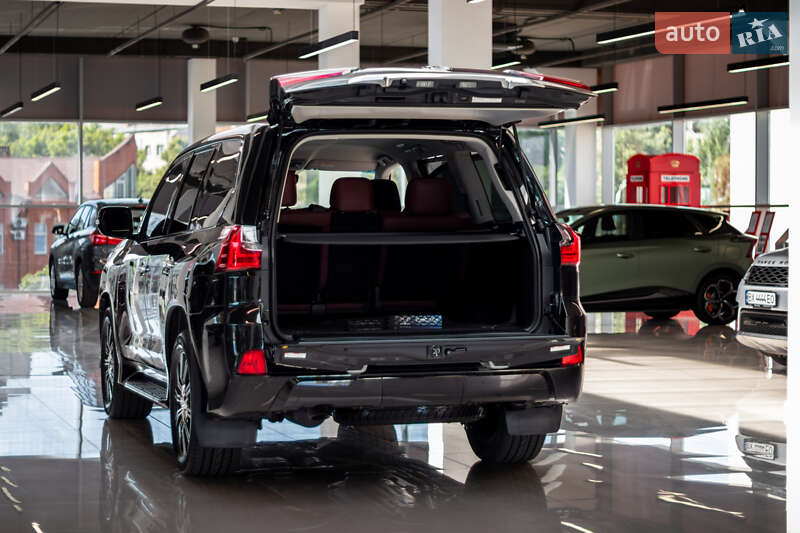 Позашляховик / Кросовер Lexus LX 2017 в Хмельницькому