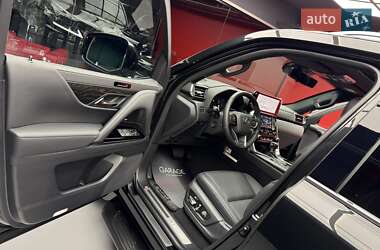Позашляховик / Кросовер Lexus LX 2025 в 