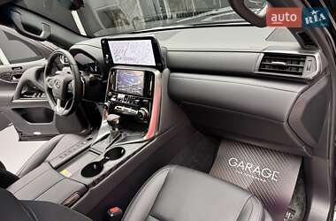 Позашляховик / Кросовер Lexus LX 2025 в 