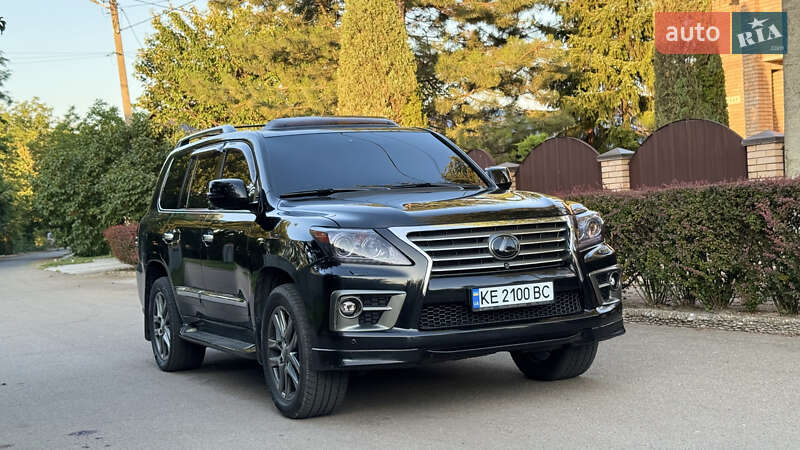 Lexus LX 2013