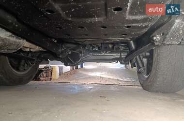 Внедорожник / Кроссовер Lexus LX 2005 в 