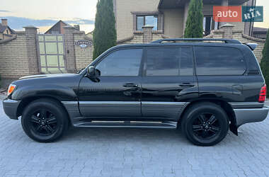 Внедорожник / Кроссовер Lexus LX 2006 в 