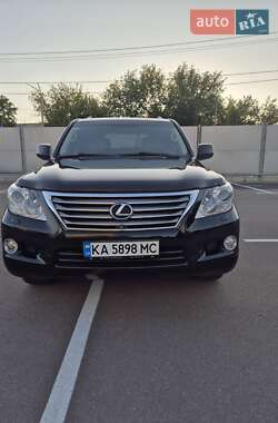 Внедорожник / Кроссовер Lexus LX 2008 в 