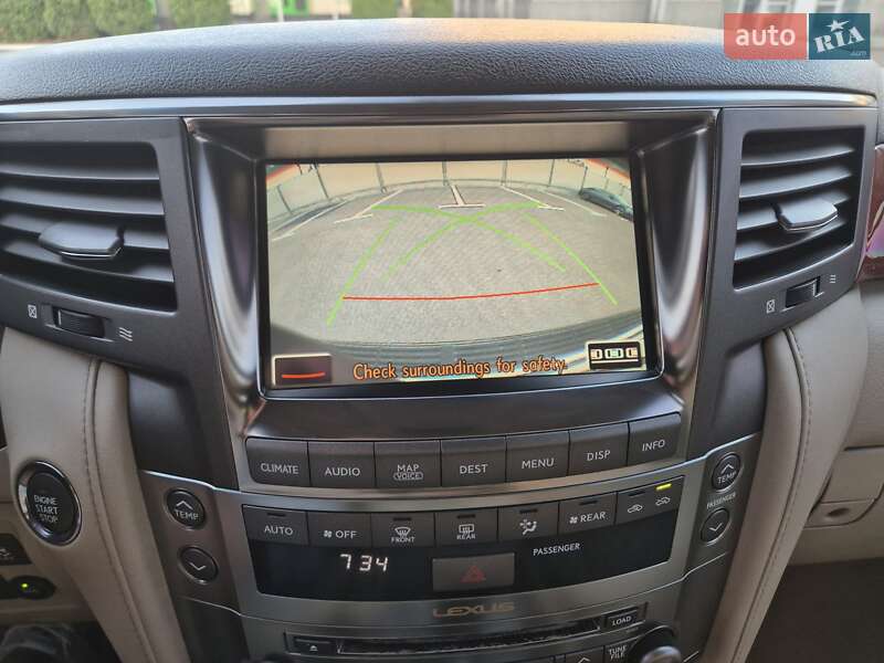 Внедорожник / Кроссовер Lexus LX 2008 в Киеве