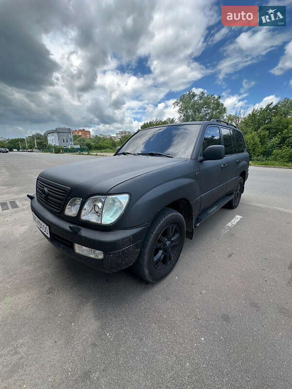 Внедорожник / Кроссовер Lexus LX 2000 в Сумах
