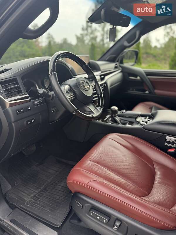 Внедорожник / Кроссовер Lexus LX 2019 в Днепре