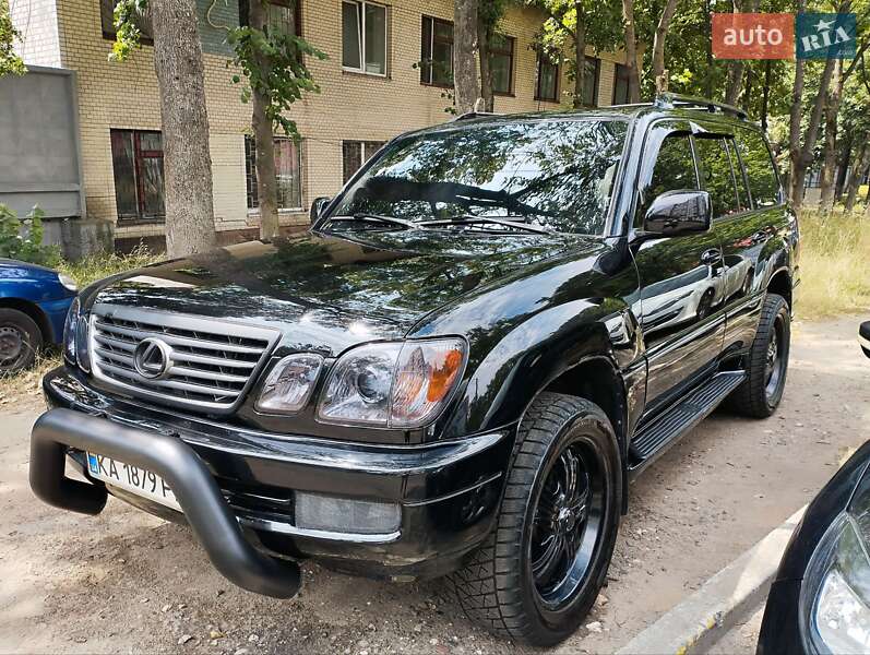 Позашляховик / Кросовер Lexus LX 2000 в Києві