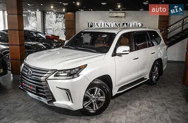 Позашляховик / Кросовер Lexus LX 2020 в 